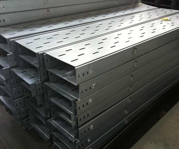 托盤式電纜橋架6